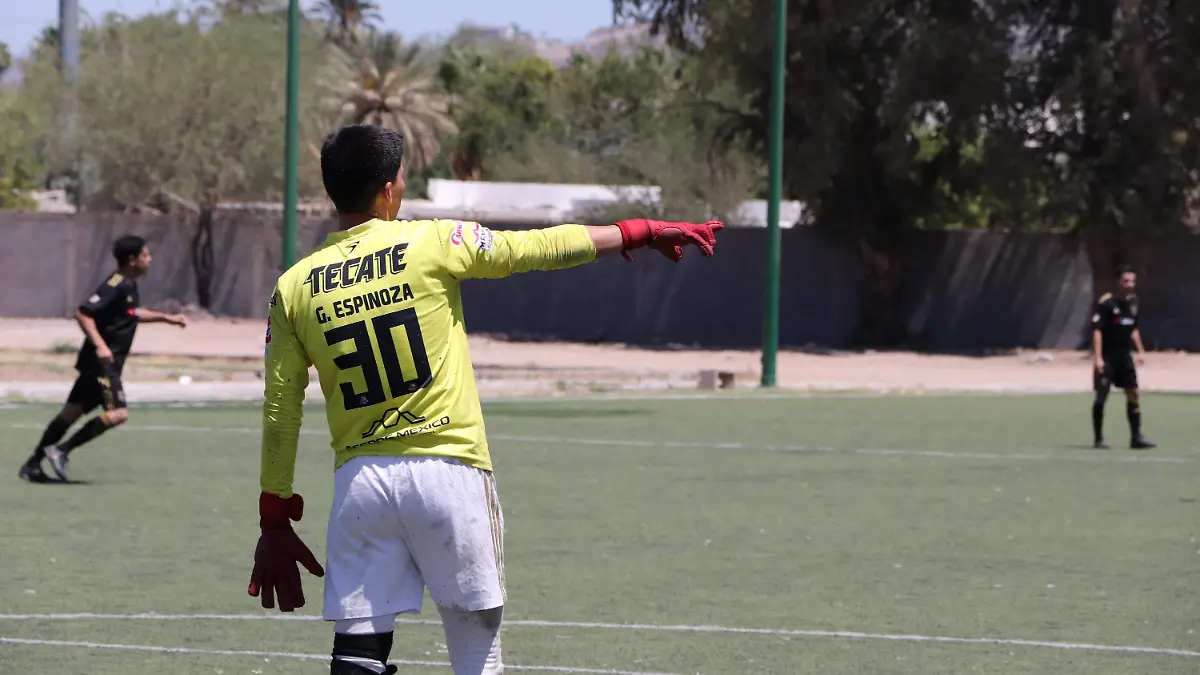 Partido de Futbol en Campo de la Sauceda - Cecilia Saijas (34)